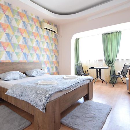 Studio In The Center Of Bucureşti Eksteriør bilde